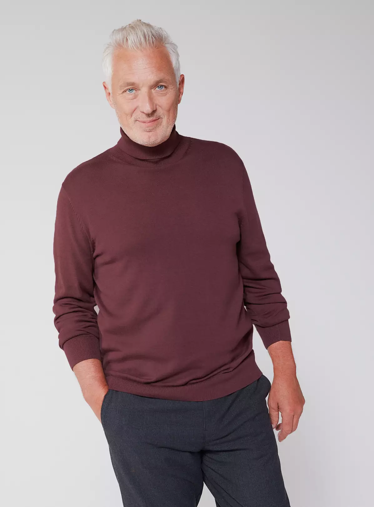 UNION WORKS Dark Red Roll Neck Jumper XXL 1 UNION WORKS Dark Red Roll Neck Jumper XXL