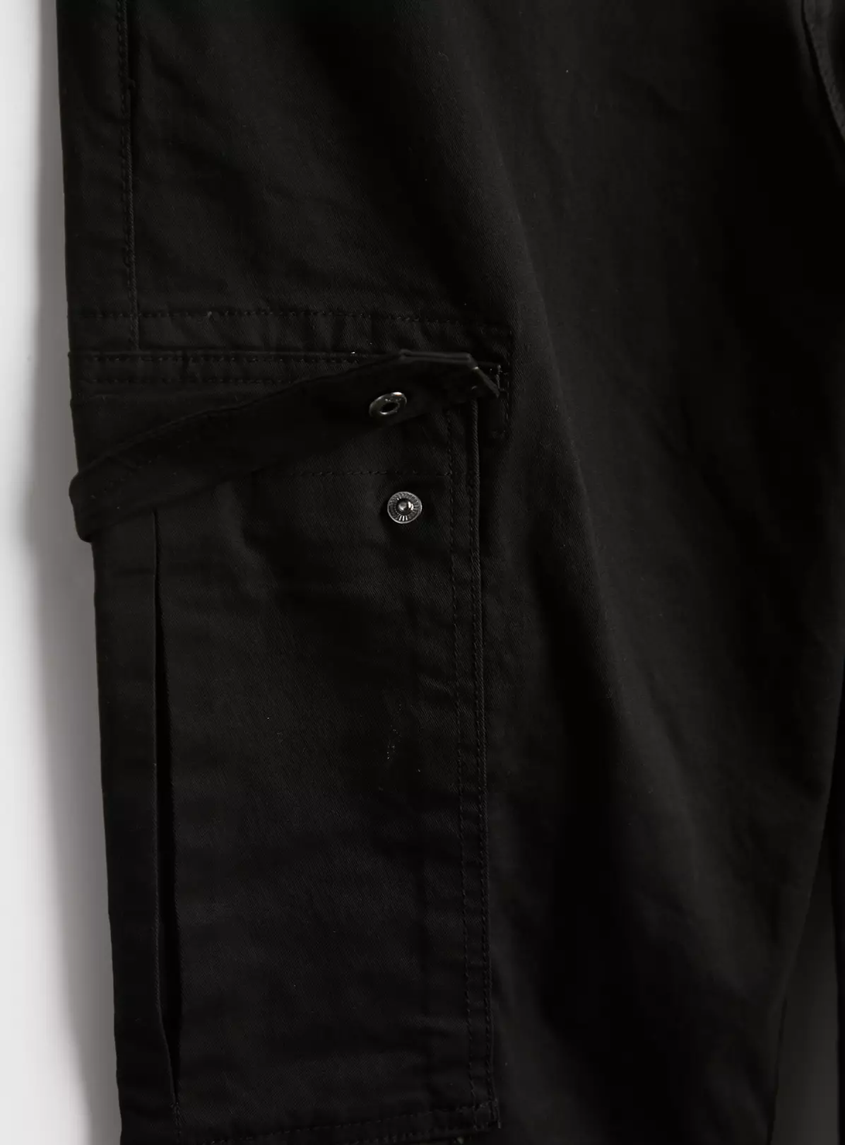 Black Straight Leg Cargo Trousers 44R 5 Black Straight Leg Cargo Trousers 44R - Image 5