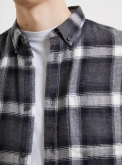 UMBO Clothing Shop 23 FRENCH CONNECTION Checked Flannel Shirt M