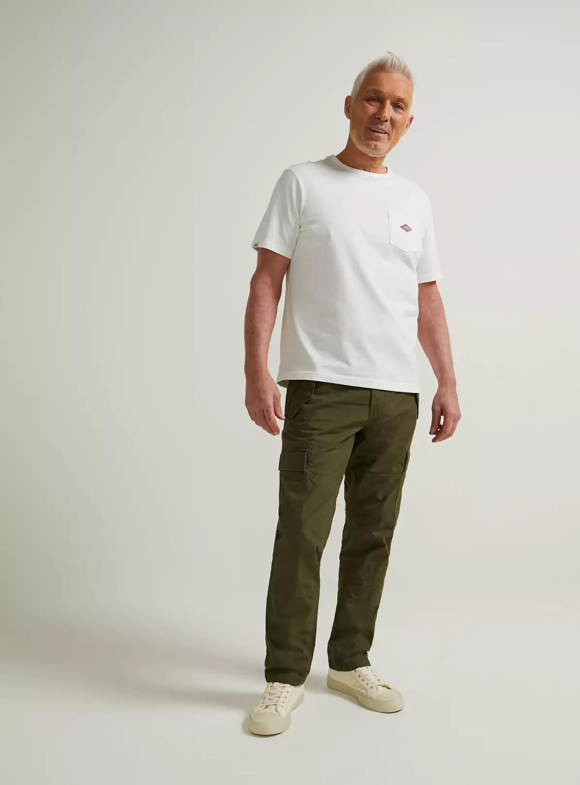 White Pocket T-ShirtXXL 2 White Pocket T-ShirtXXL - Image 2